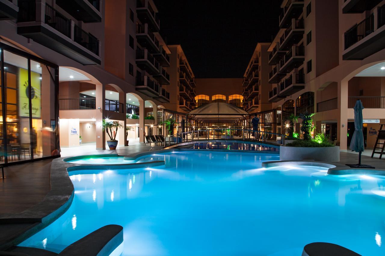 Suites E Studios No Hotel Jurere Beach Village ฟลอเรียนอโปลิส ภายนอก รูปภาพ